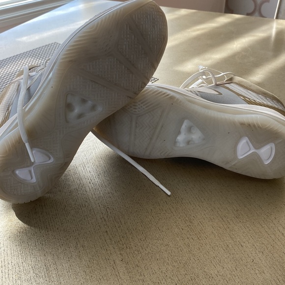 Nike Lebron James/john Elliot - Picture 8 of 9